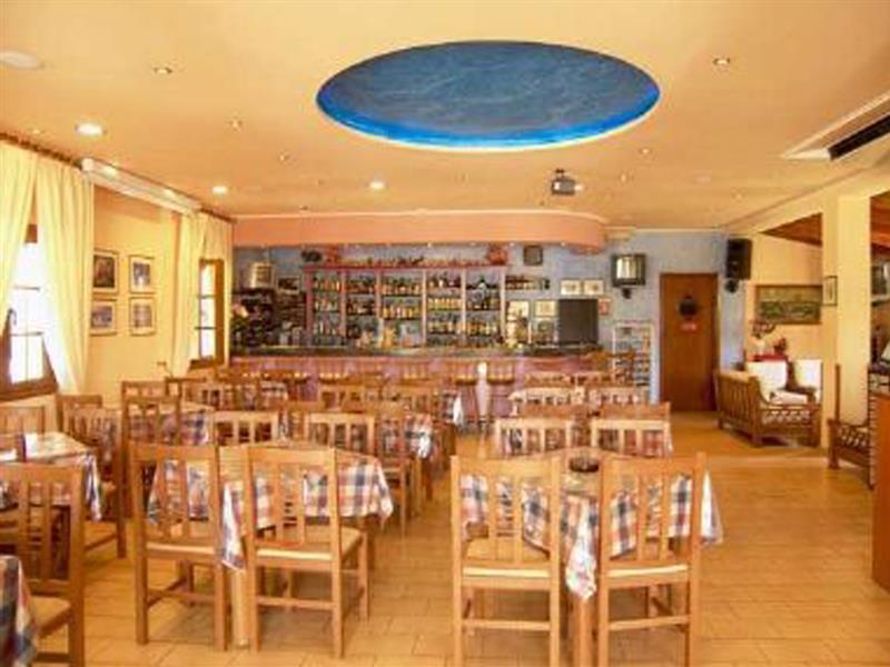 Oasis Hotel 2*